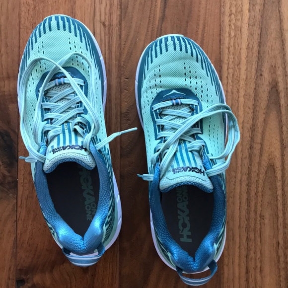 hoka clifton 5 womens size 8.5